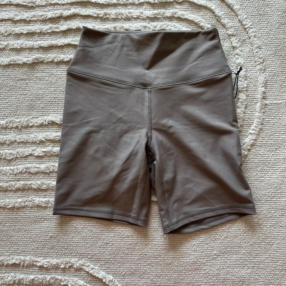 NEW WITH TAGS!! Abercrombie YPB Taupe Biker Shorts